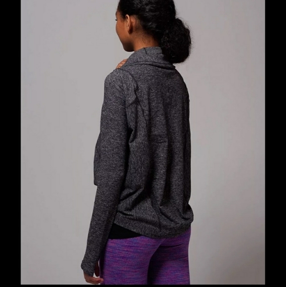 Ivivva Four Count Shrug Size 14 - Picture 3 of 9